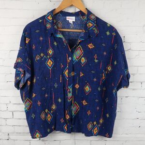 LULAROE BLUE AZTEC PRINT SHORT SLEEVE CROPPED BUTTON DOWN BOX TOP SIZE MEDIUM